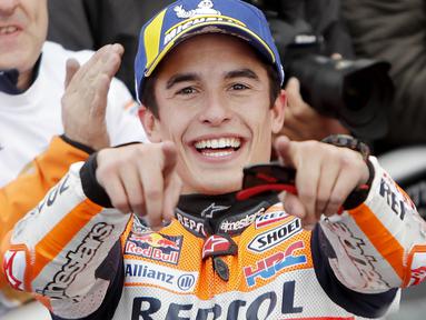 Pembalap Tim Repsol Honda, Marc Marquez, akhirnya kembali ke lintasan MotoGP usai absen selama sembilan bulan karena tangan kanannya patah setelah mengalami kecelakaan di Sirkuit Jerez, 19 Juli 2020. (AP/Alberto Saiz, file)