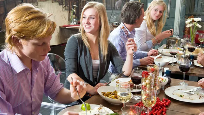 (c) shutterstock.com