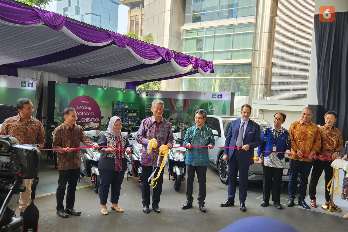 Kemenko Marves Operasionalkan 500 Kendaraan Listrik AstraZeneca