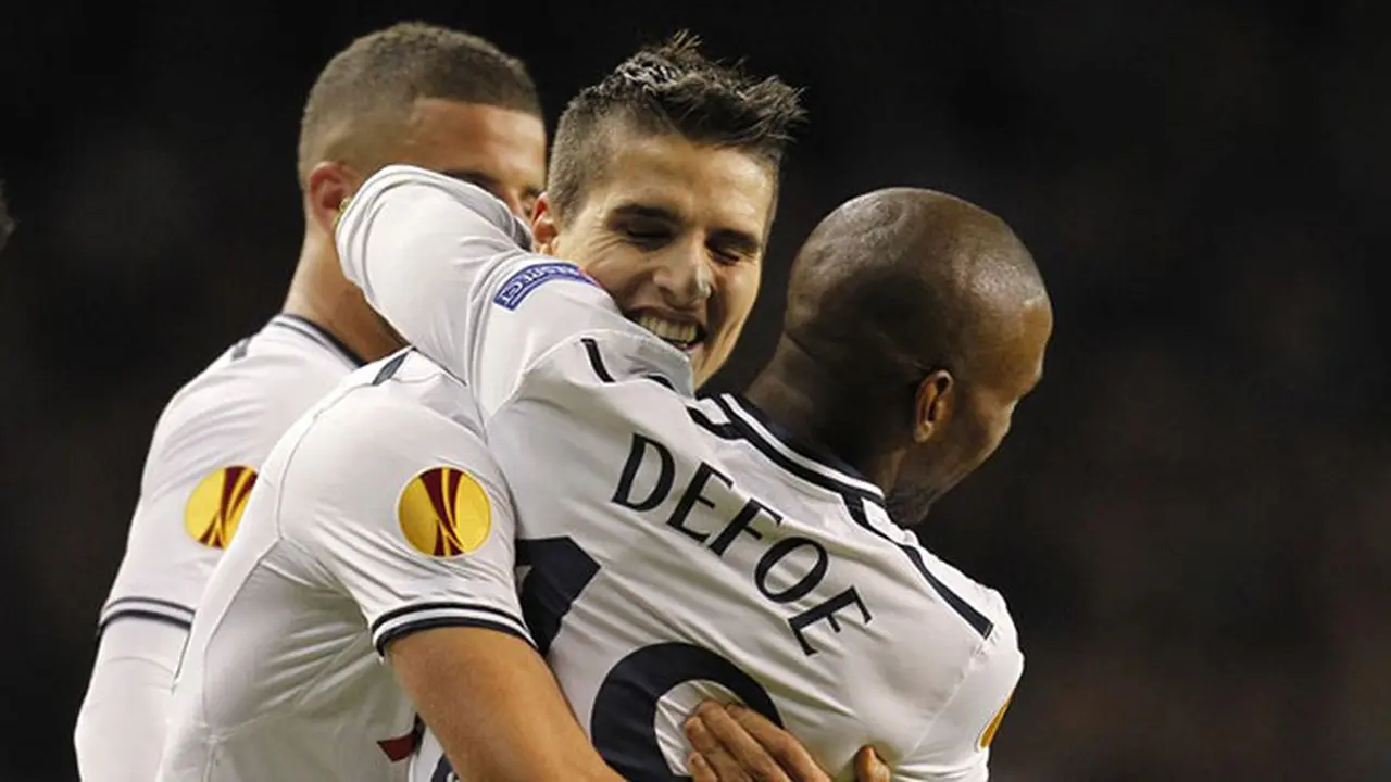 tottenham-131108b.jpg