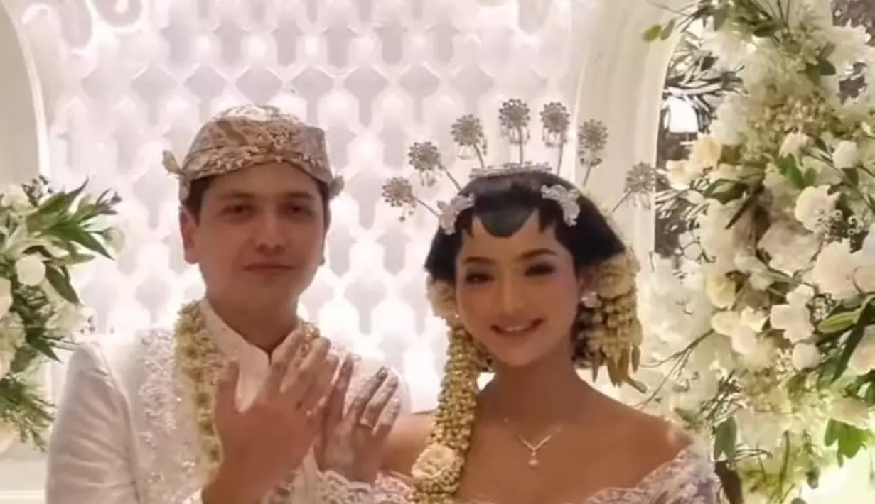 6 Momen Haru Pernikahan Glenca Chysara dan Rendi Jhon, Seminggu Setelah Ibunda Meninggal (IG/bridestory)
