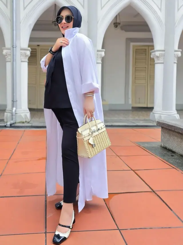 Syahrini di usia kehamilan 31 minggu (Instagram/princessyahrini)