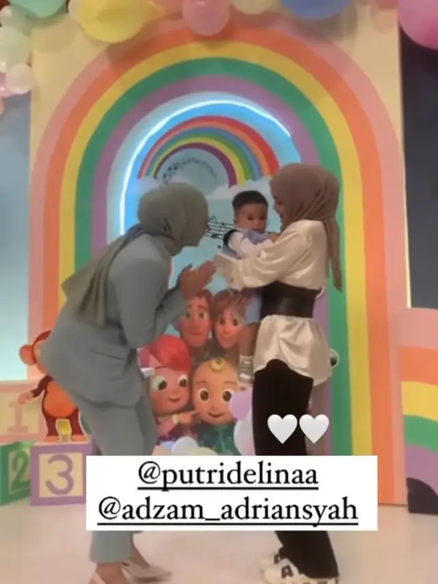 Sempat Berkonflik, Gaya Kompak Putri Delina dan Nathalie Holscher di Acara Ulang Tahun Baby Adzam