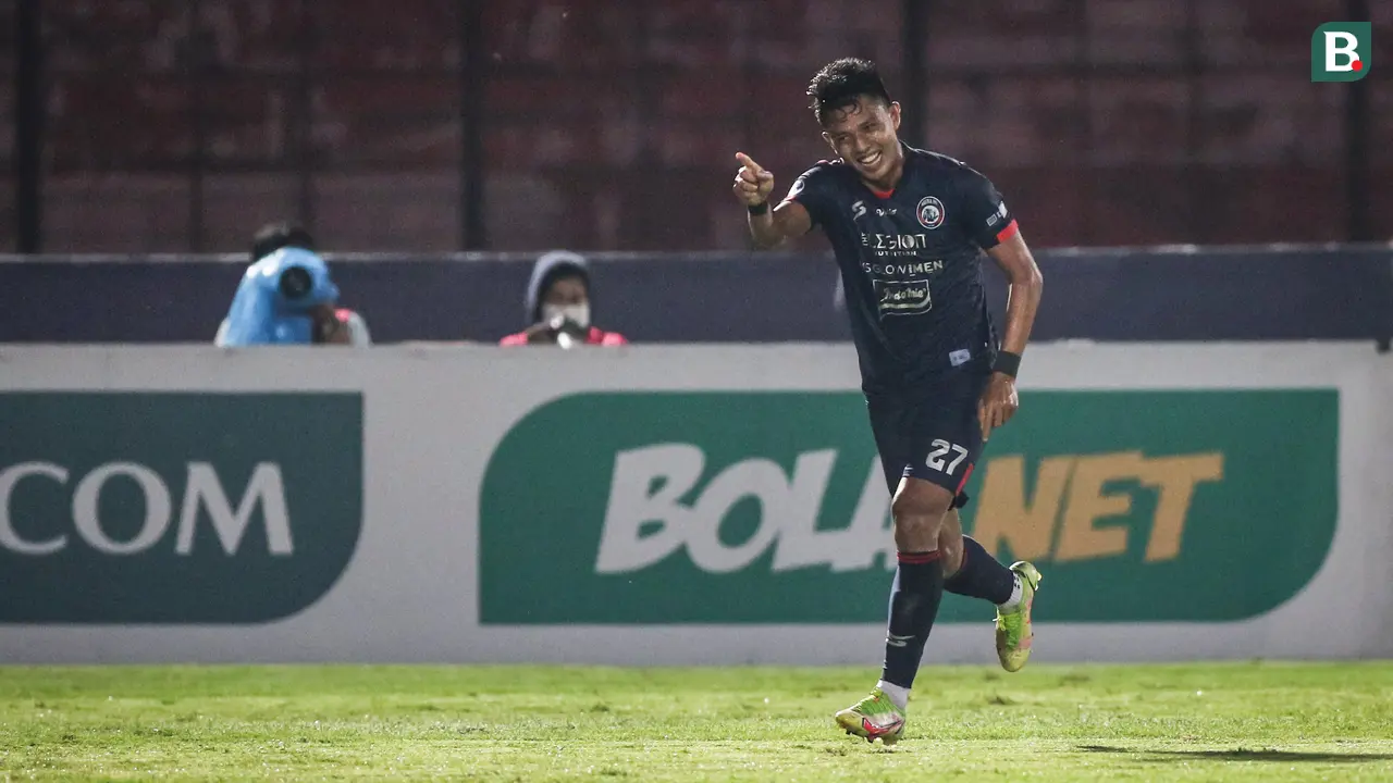 Foto: Gol Moh Edo di Menit Injury Time, Putuskan Rekor Kemenangan Beruntuk Arema FC di BRI Liga 1 2021 / 2022