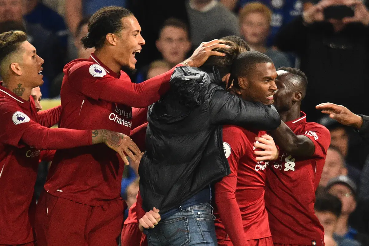 FOTO: Daniel Sturridge Selamatkan Liverpool dari Kekalahan di Kandang Chelsea