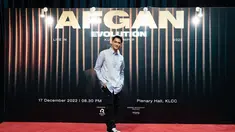 Melalui akun Instagram pribadinya, Afgan menyampaikan rasa bahagia saat konser tunggalnya sukses digelar. Bagaimana tidak, tiket konsernya di Malaysia ini pun luder terjual alias sold out. (Liputan6.com/IG/@afgan__)
