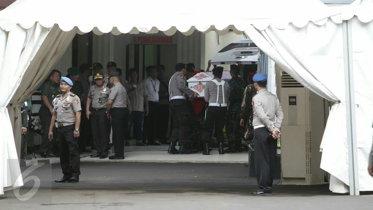 20160321- Jenazah Korban Jatuh Heli TNI Tiba di RS Polri -Jakarta- Yoppy Renato