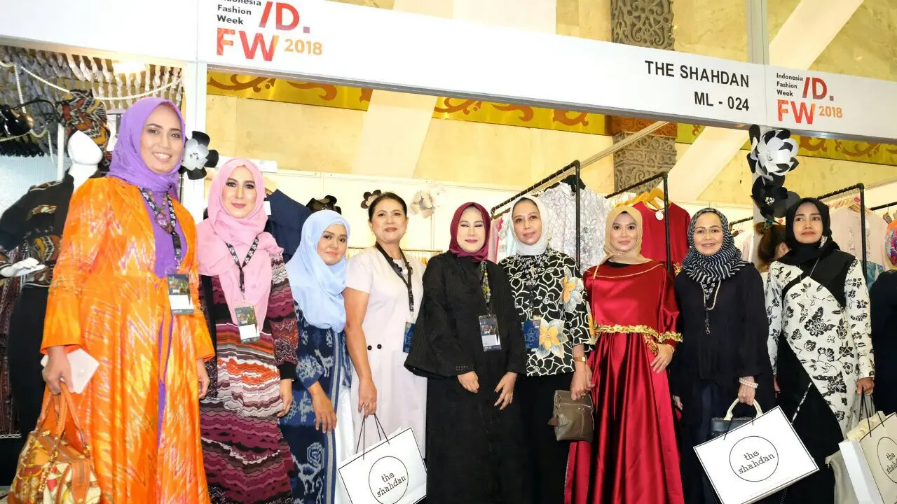 [Bintang] Busana muslim
