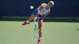 Petenis Indonesia Janice Tjen melaju ke babak kedua turnamen grand slam US Open 2025 usai menumbangkan wakil Rusia, Veronika Kudermetova. (AP Photo/Frank Franklin II)