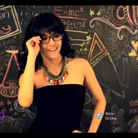 Unalova sebutan DJ Una untuk para fansnya. Seperti apa hubungan DJ Una dengan penggemarnya.