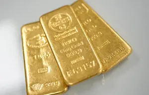 Harga Emas Dunia Tembus US$ 4.100 Usai Keputusan The Fed