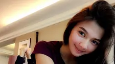 Kabar duka menyelimuti dunia pesinetronan Indonesia. Artis muda, Irena Justine meninggal dunia, Kamis (26/5). Irena meninggal usai terkena serangan jantung saat sibuk syuting. (instagram.com/irena_justine)