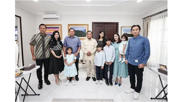 6 Potret Transformasi Annisa Pohan dan Almira Yudhoyono saat Dampingi AHY, Kompak