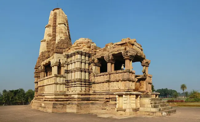 Khajuraho Dulhadeo (Sumber Wikimedia/Marcin Bialek)