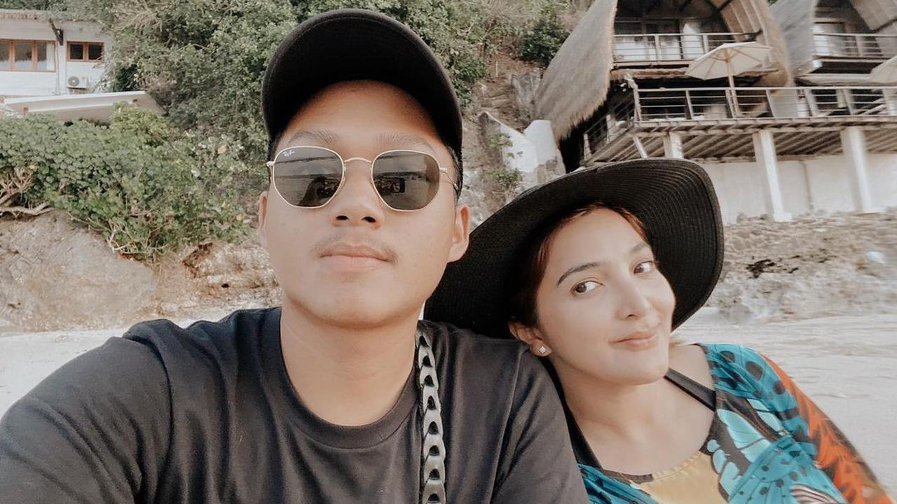 [Fimela] Ashanty dan Azriel Hermansyah