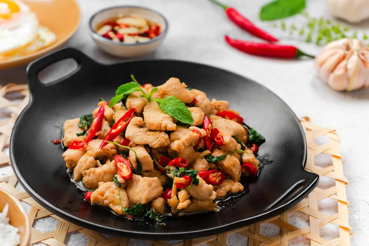 resep thai chicken basil
