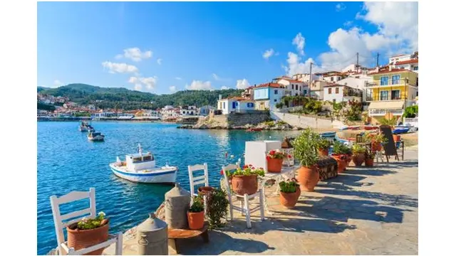 Pulau Antikythera (sumber: greececitydaily)