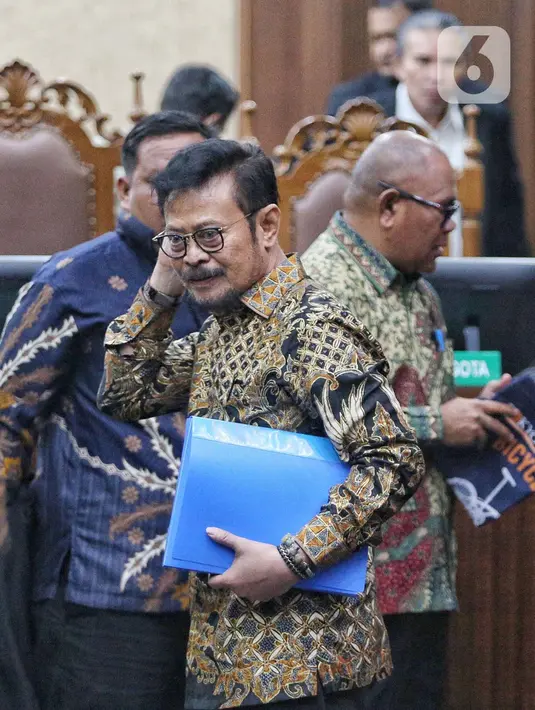 Sidang dakwaan Syahrul Yasin Limpo dilakukan berbarengan dengan dua terdakwa lain yaitu Direktur Alat dan Mesin Pertanian Kementan Muhammad Hatta, dan Sekjen Kementan Kasdi Subagyono. (Liputan6.com/Angga Yuniar)