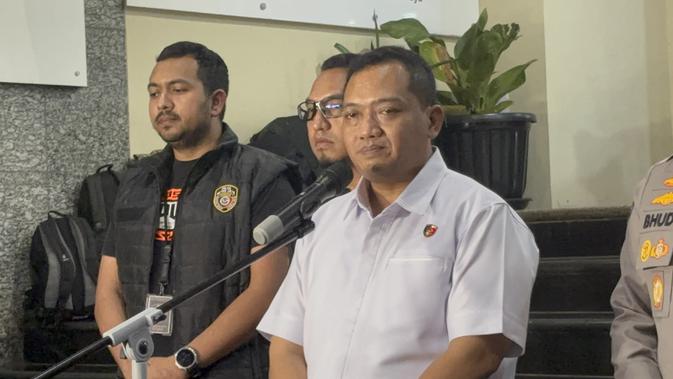 Alasan Polisi Tak Tahan Roy Suryo Cs