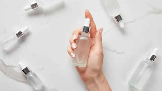 Harus Ekstra Hati-hati, Begini Tips Mengatasi Jerawat yang Muncul pada Ibu Hamil