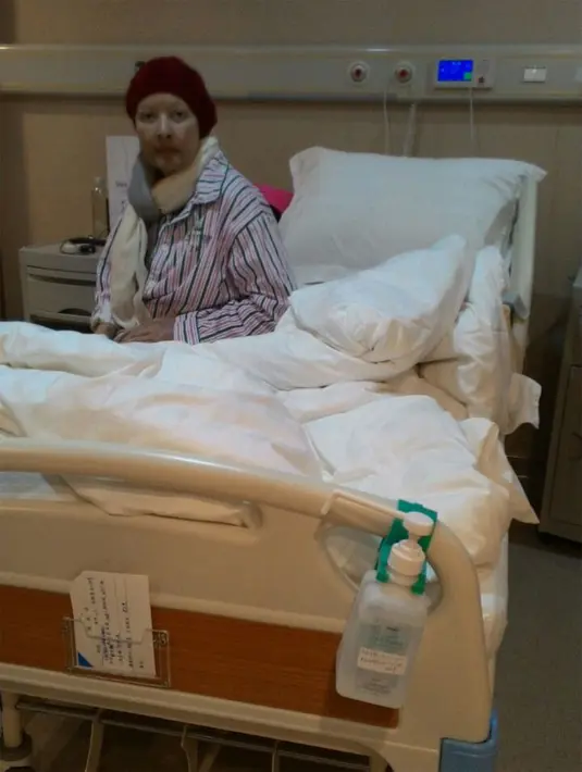 Kepergian Yana Zein untuk selamanya dibenarkan oleh salah satu sahabatnya, Lingga Suri. Saat dihubungi tim Bintang.com, Lingga membenarkan kabar duka tersebut. (doc.pribadi)