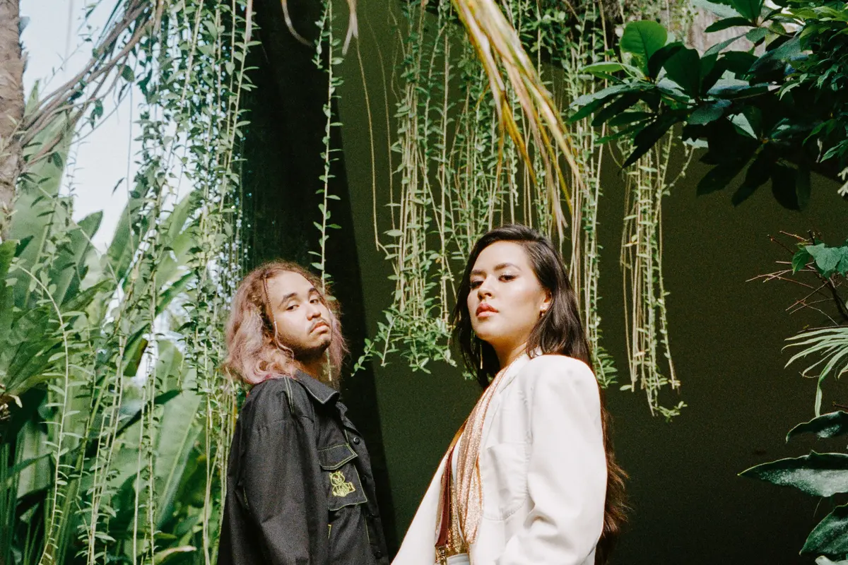 Raisa feat Kara Chenoa