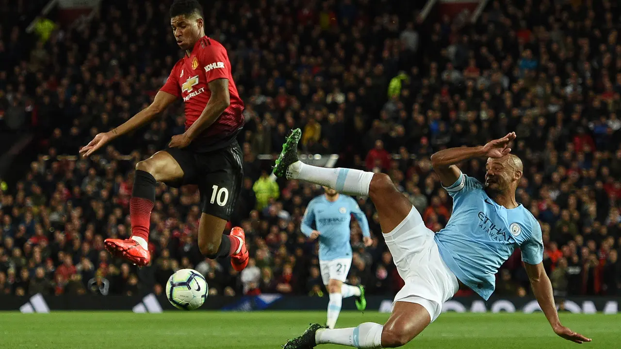 Laga Man United vs Man City