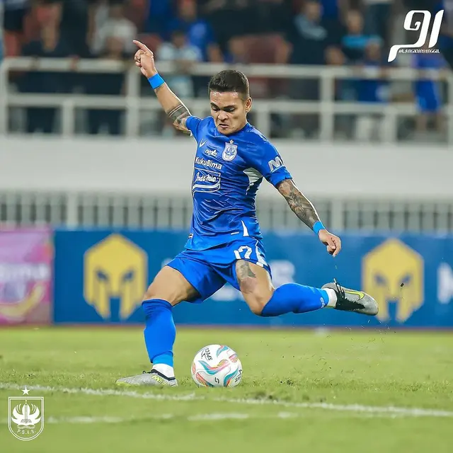Gelandang PSIS Semarang asal Timor Leste, Paulo Gali Freitas.