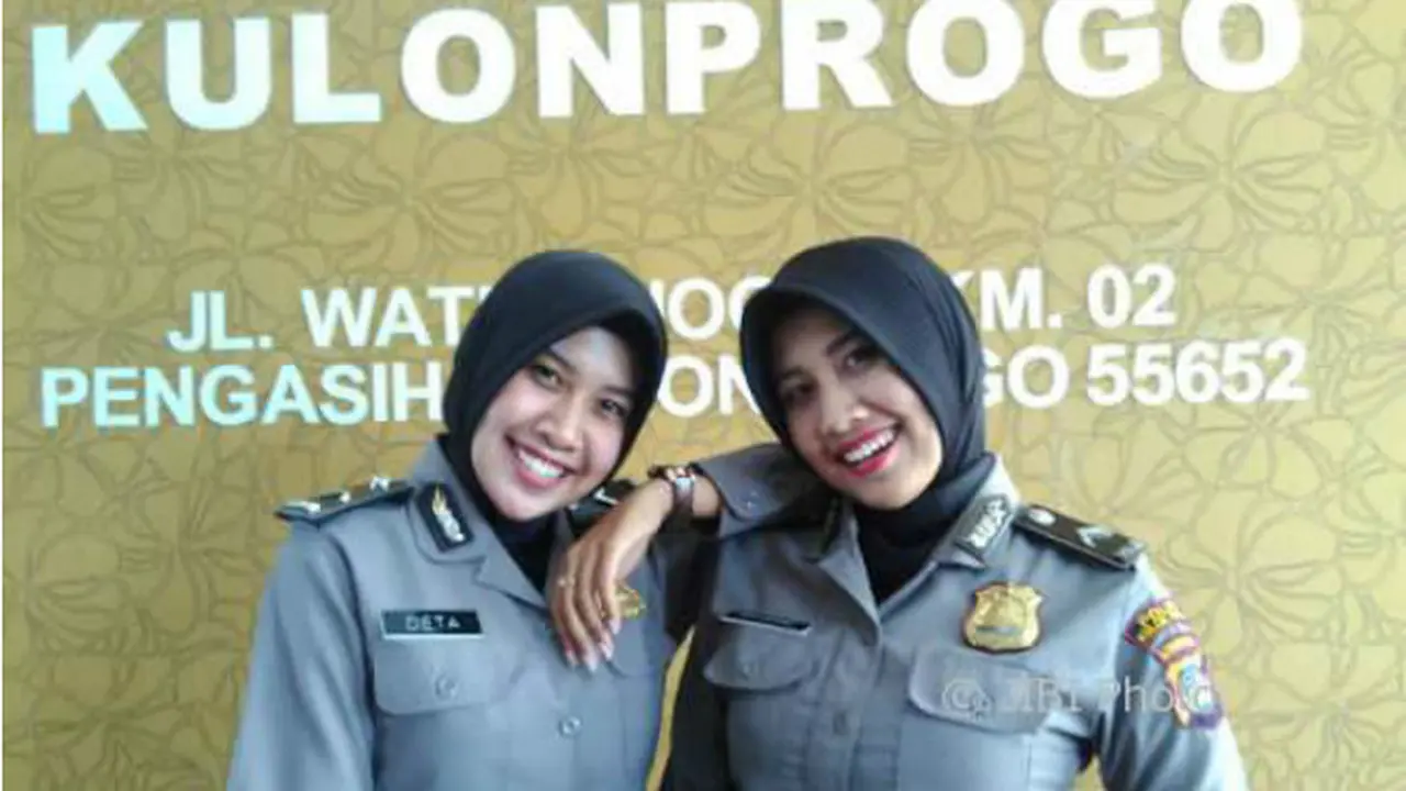 Polwan Kembar di Kulonprogo