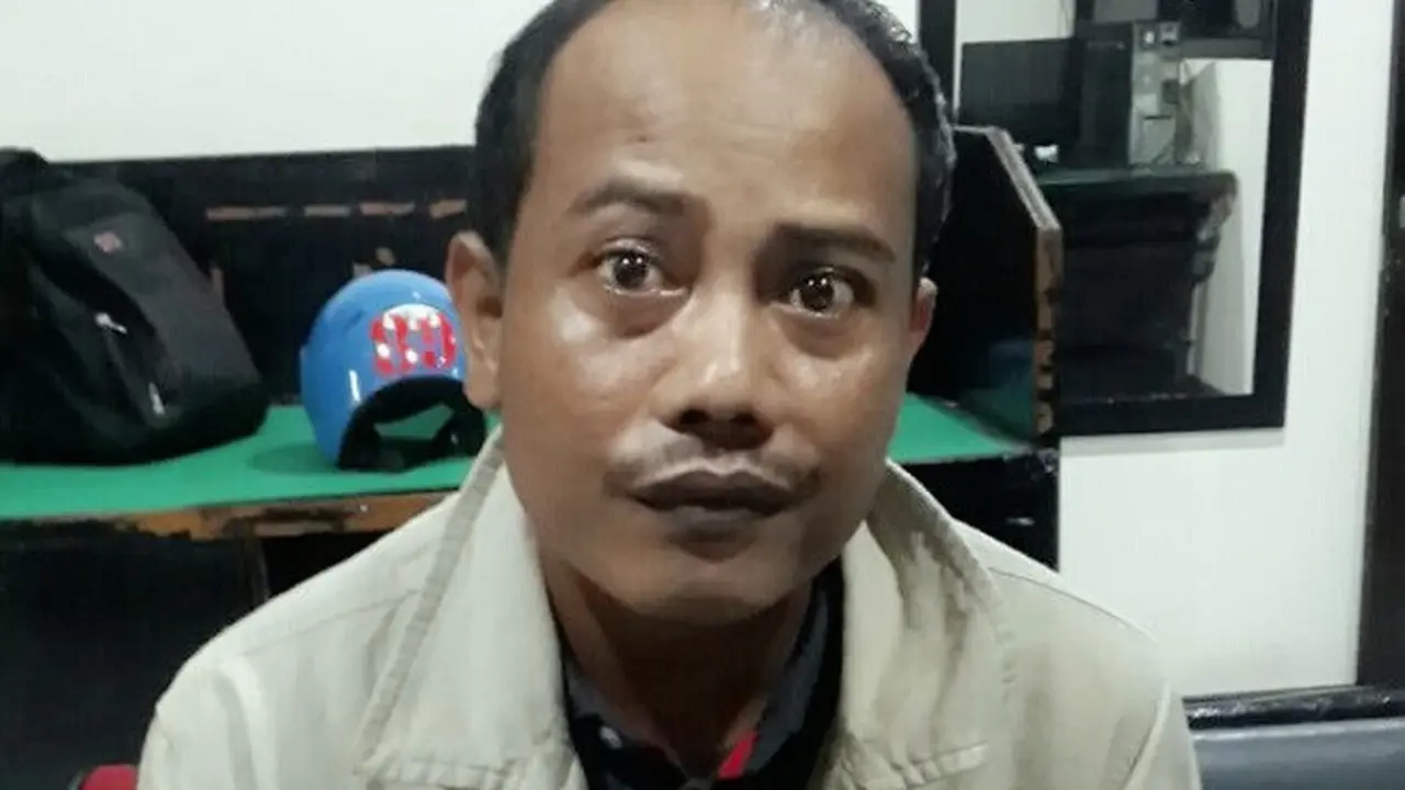 Dilarang Merokok di Kabin Pesawat, Pria Tuban Pindah ke Toilet
