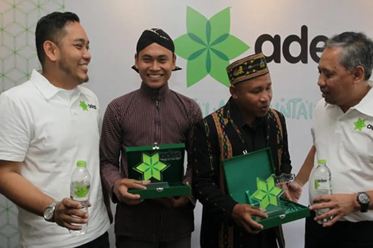 Dua orang pejuang air yang bikin bangga