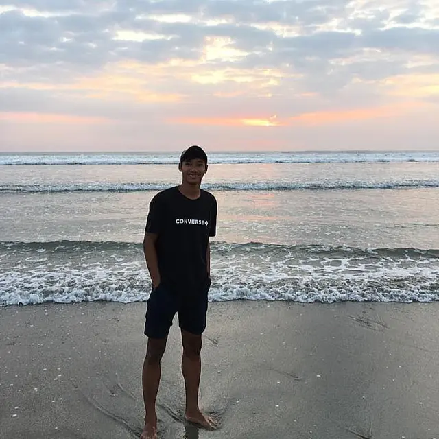 5 Potret Akbar Firmansyah di Luar Lapangan, Pemain Muda Persebaya