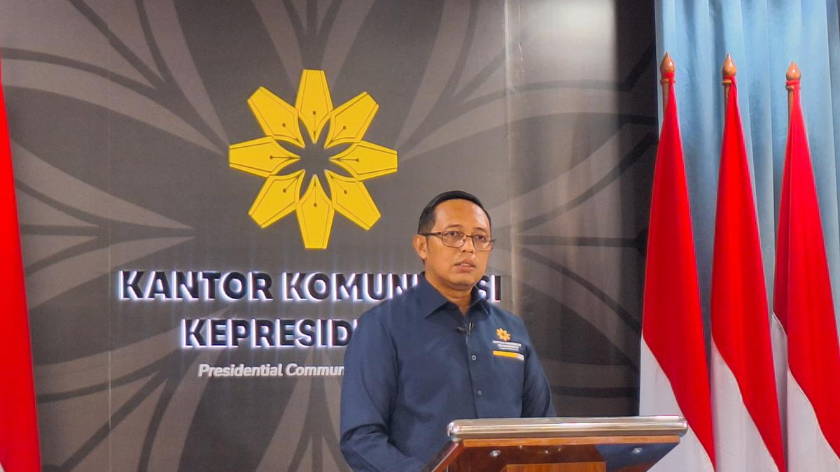 Profil dan Lika Liku Perjalanan Hasan Nasbi, Kini Jadi Komisaris Pertamina