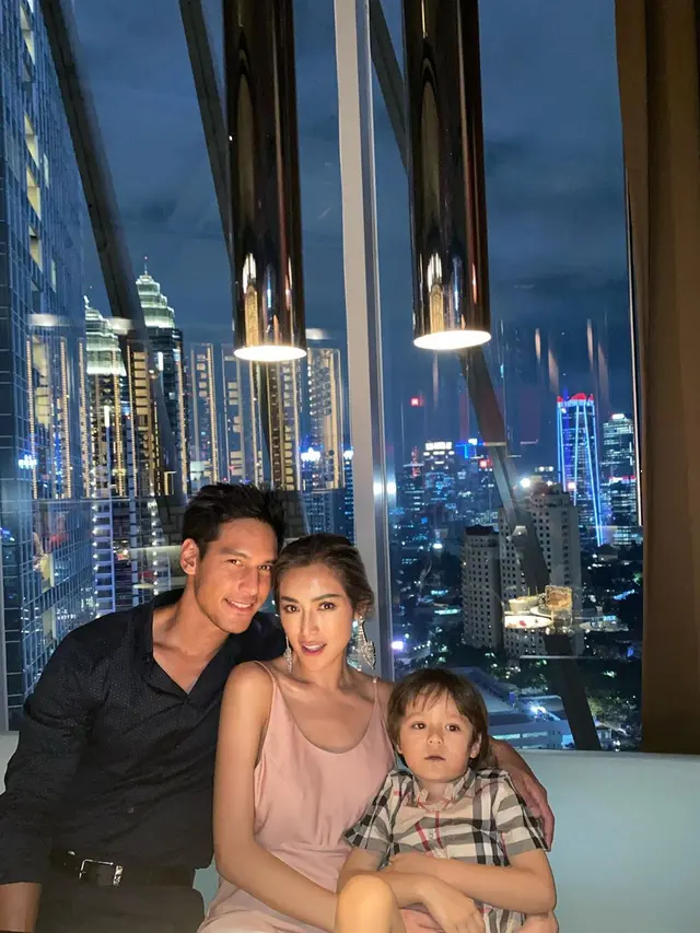 Jessica Mila bersama El dan Richard Kyle. (Foto: Instagram @inijedar)