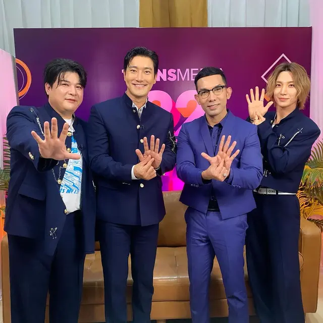 Indra Herlambang dan Artis Kpop, Shindong, Siwon, Leeteuk Super Junior (Sumber: Instagram/indraherlambang)