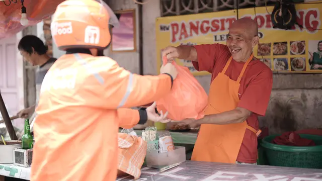 Pangsit Lek Gino menggunakan fitur ShopeeFood