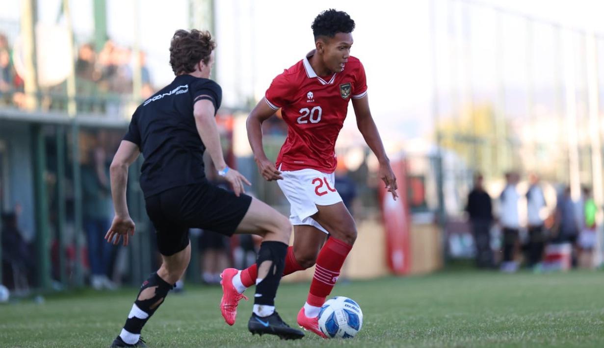 Timnas Indonesia U-20 sempat tertinggal terlebih dahulu 0-1 pada babak pertama. Namun di babak kedua Indonesia berhasil menahan imbang lawannya. (Dok. PSSI)