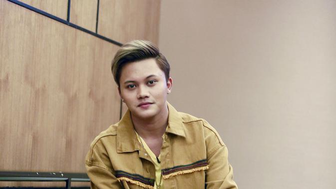 Sibuk Promo, Rizky Febian Tetap Liburan Bareng Keluarga ...