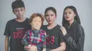Dalam film The Doll 3 yang dibintangi Jessica Mila, Montserrat Gizelle yang berusia 14 tahun ini memerankan karakter Mikha, yang merupakan anak dari Aryan (diperankan Winky Wiryawan). (Foto: instagram.com/@montserratgizelle)