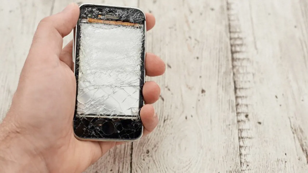 Pekerjaan Rusak Smartphone Digaji Rp 400 Juta, Minat?