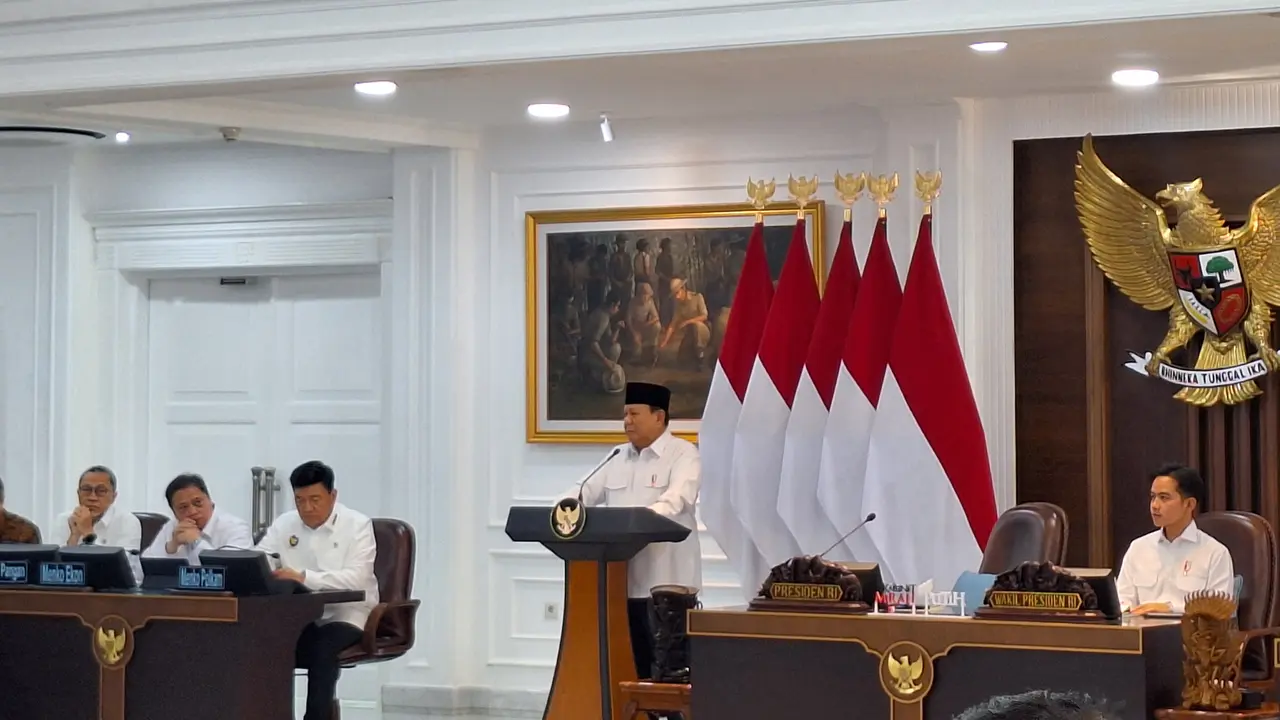 Presiden Prabowo Subianto di Kantor Presiden Jakarta, Jumat (21/3/2025) (Liputan6.com/Lizsa Egeham)