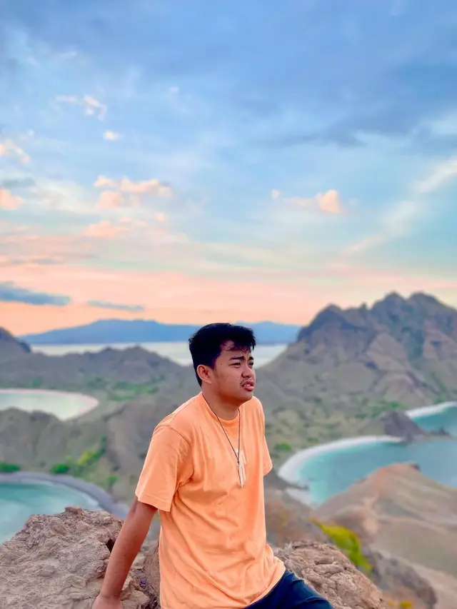 Profil Jhony Saputra Anak Haji Isam yang Diisukan Dekat dengan Happy Asmara