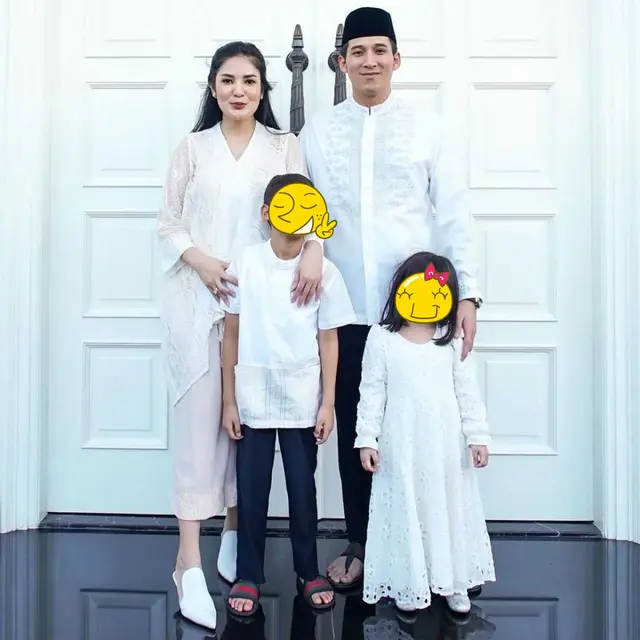 Gugat Cerai Suami, Ini 6 Potret Kenangan Nindy Ayunda dan Askara Harsono