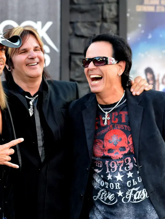 Rockett adalah salah satu anggota pendiri Poison, bersama dengan sang vokalis Bret Michaels. Band ini mencapai ketenaran luar biasa sebagai salah satu grup metal  paling berpengaruh tahun 1980-an dan 1990-an. (AFP/Bintang.com) Sumber: nydailynews.com