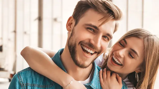 Terjebak dalam Fase Love Bombing? Yuk, Coba Kenali 5 Tanda dan Bahayanya