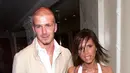 Victoria Beckham dan David Beckham hadir di Silver Chef Awards di London 23 Mei 2001 lalu. (Getty Images/USMagazine)