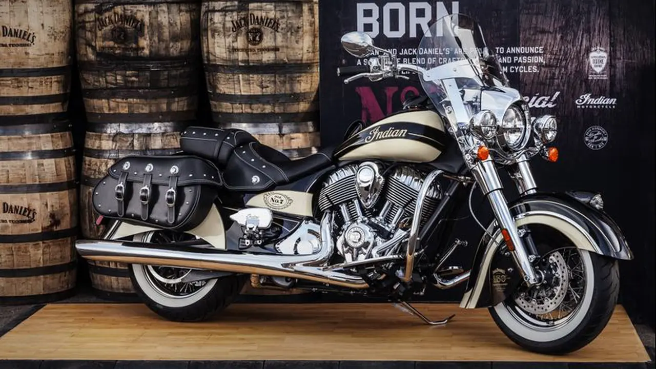 Indian Motorcycle Kerja Sama dengan Jack Daniel Buat Motor