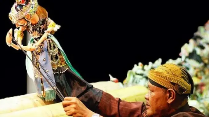 Kreatif, 8 Karikatur Asep Sunandar Sunarya di Instagram 