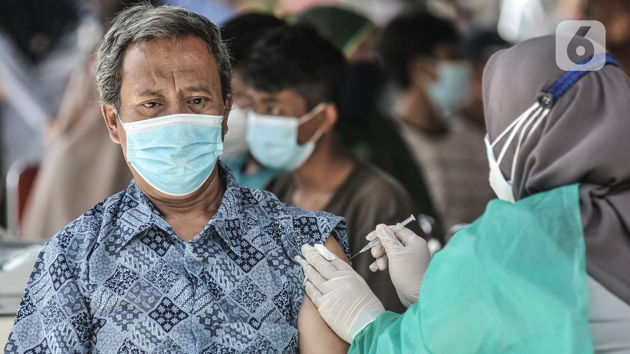 Antusias Warga Ikut Vaksinasi Keliling