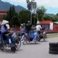 Aksi balap becak yang diadakan di Kabupaten Kepahiang, Bengkulu.